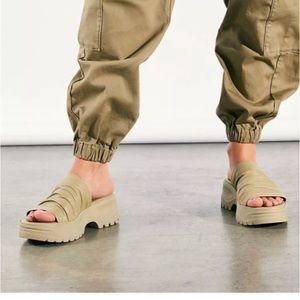 Free People Poolside Sporty Sandal Size 39